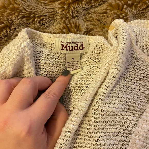 Oversized Mudd cream colored sweater - Picture 3 of 4